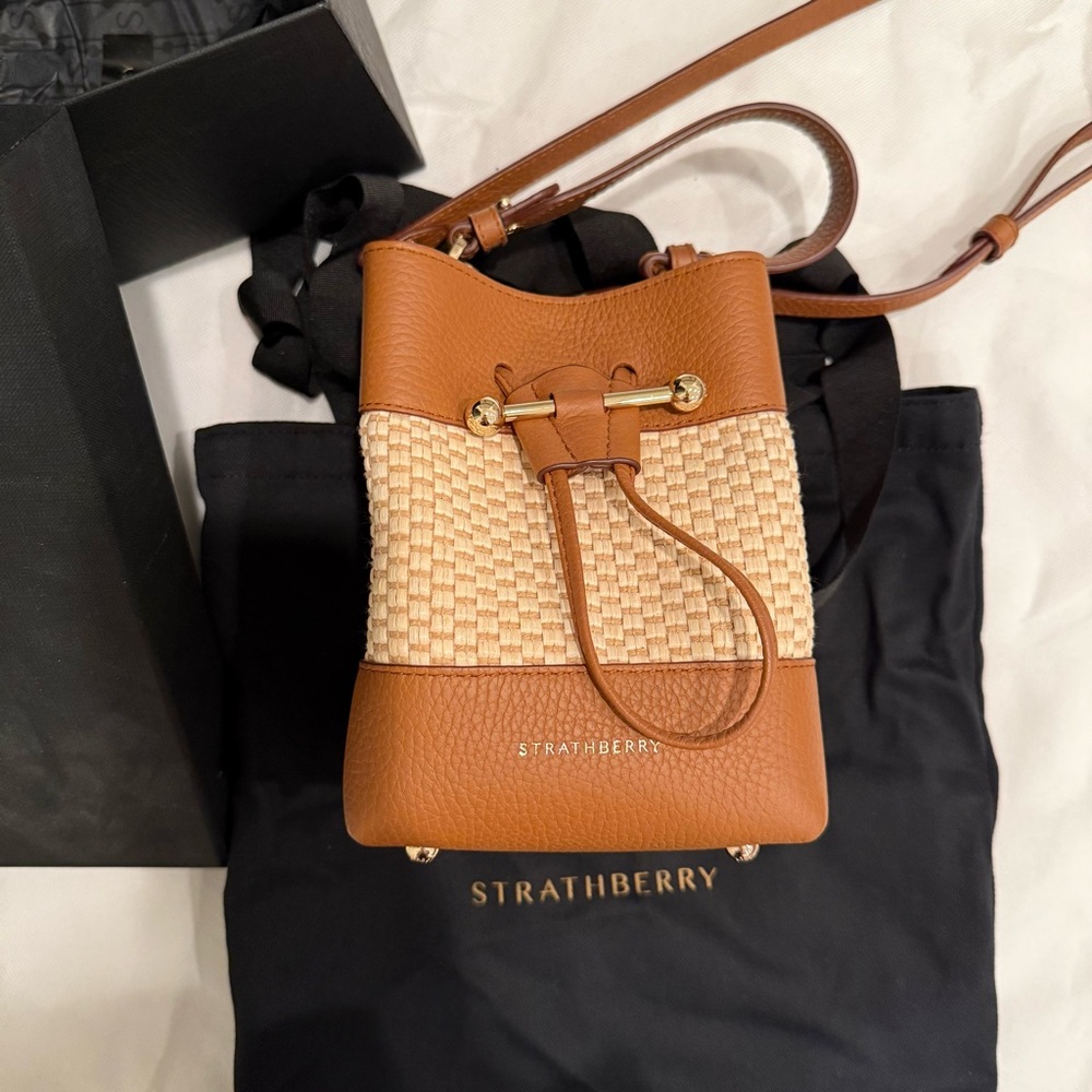 STRATHBERRY Lana Osette Bag Cotton Raffia Leather Tan Brown Shoulder Gold EUC - Picture 4 of 14